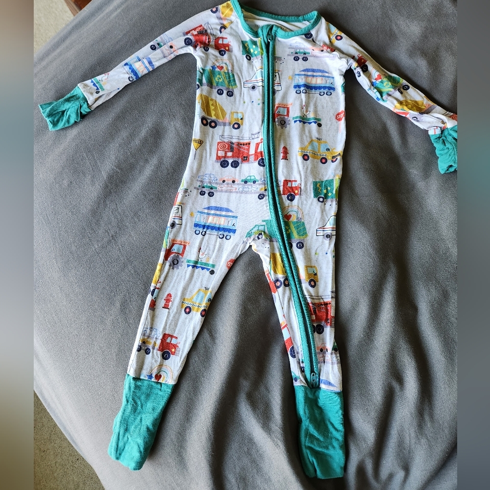 Little Sleepies Zippy size 6-12 months, Community Cars pattern